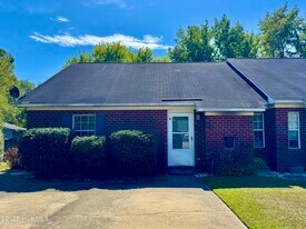 1303 Angels End in Greenville, NC - Building Photo