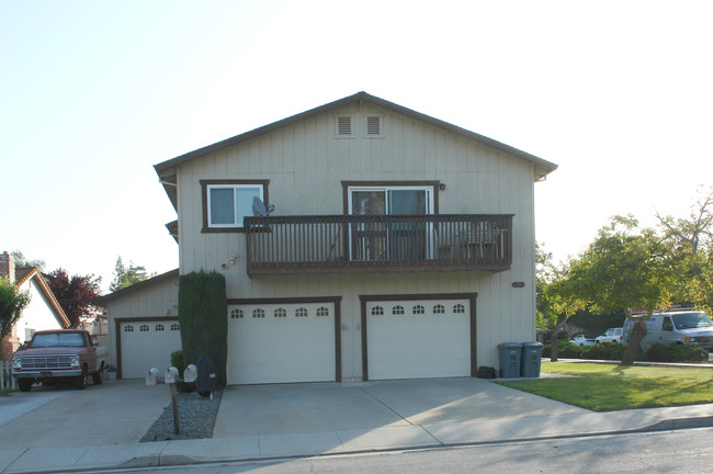 17210 Markross Ct in Morgan Hill, CA - Foto de edificio - Building Photo