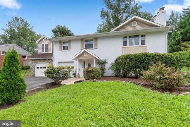 property at 7029 Old Dominion Dr