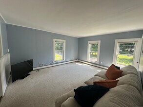 362 Vernon St in Manchester, CT - Building Photo - Building Photo