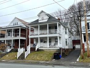 503 Pawling Ave in Troy, NY - Building Photo - Building Photo