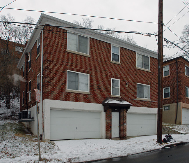 2992 W McMicken Ave in Cincinnati, OH - Foto de edificio - Building Photo