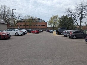 Shorewood Apartments in Madison, WI - Building Photo - Building Photo