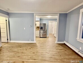 85 Avery St in Stamford, CT - Foto de edificio - Building Photo