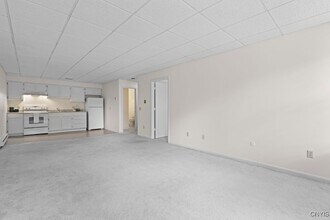 15 Jordan St in Skaneateles, NY - Building Photo - Building Photo