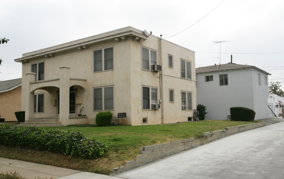 1236 S Stoneman Ave in Alhambra, CA - Building Photo