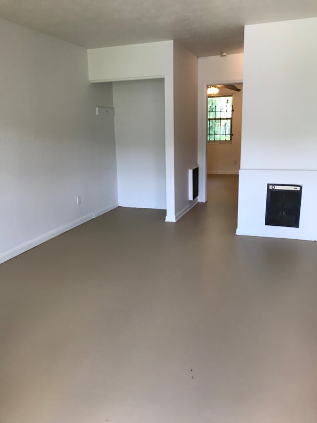 7223 Ken Knight Dr W in Jacksonville, FL - Foto de edificio - Building Photo