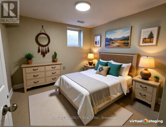 7 Mandarin Crescent in Brampton, ON - Building Photo - Building Photo