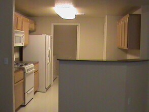 9975 Peace Way in Las Vegas, NV - Building Photo - Building Photo