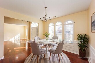 4027 Bigsage Dr in College Park, GA - Building Photo - Building Photo