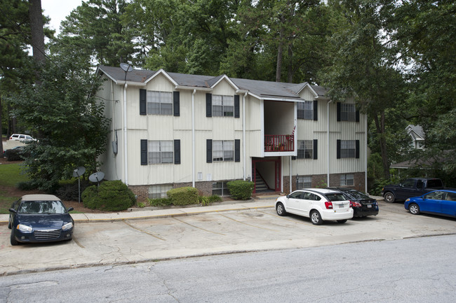 Pine Forest Apartments in Pine Lake, GA - Building Photo - Building Photo