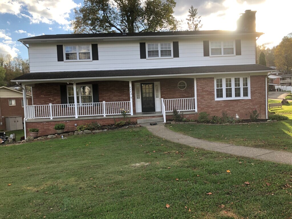 2702 Lakeview Dr Rentals in St. Albans, WV