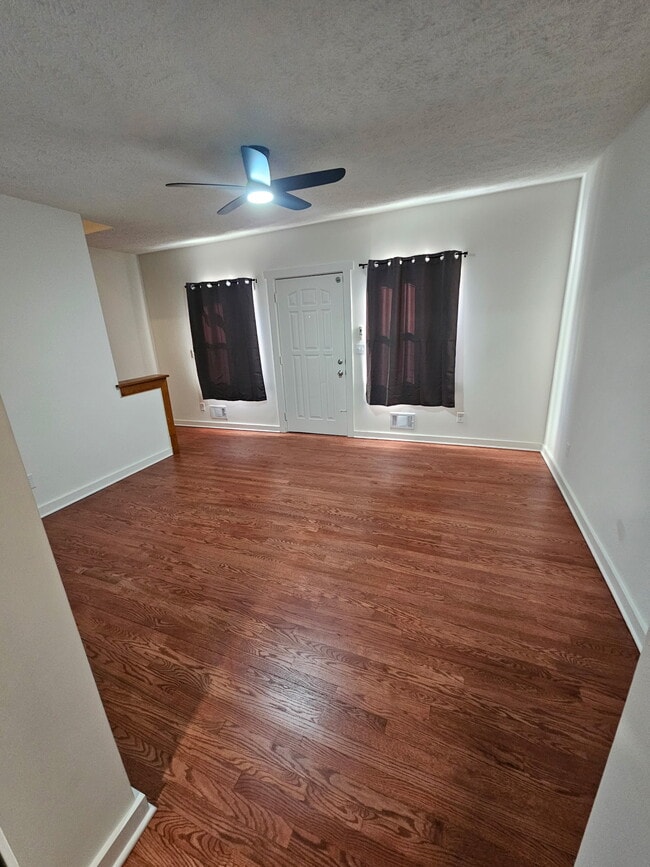 2718 Pacific St, Unit 2718 in Omaha, NE - Foto de edificio - Building Photo