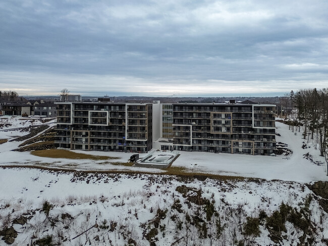 134 Du Pèlerin St in Lévis, QC - Building Photo - Building Photo