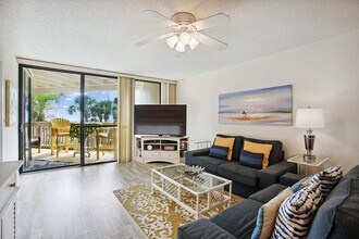180 Ocean Hibiscus Dr in St. Augustine, FL - Building Photo - Building Photo