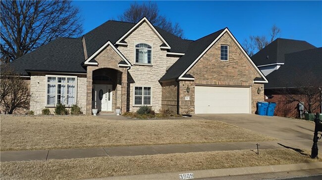 3909 NE Kensington Ave in Bentonville, AR - Foto de edificio - Building Photo