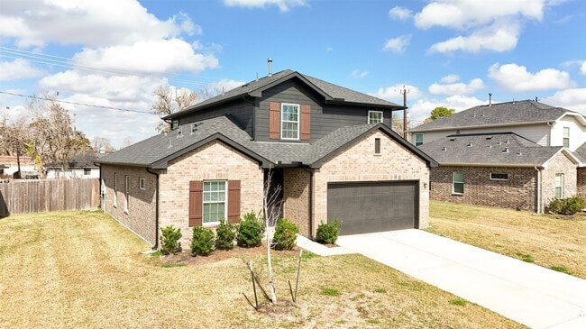 property at 420 Magnolia Ln