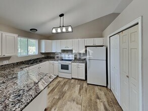 2049 W 1175 S in Syracuse, UT - Building Photo - Building Photo