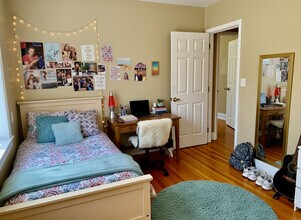 72 Egmont St in Brookline, MA - Building Photo - Building Photo