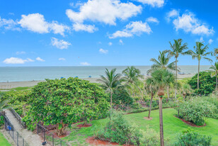 3600 N Ocean Dr in Riviera Beach, FL - Building Photo