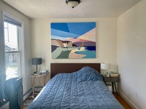 379 Columbia St, Unit 2 in Cambridge, MA - Building Photo - Building Photo