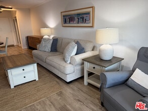 26664 Seagull Way in Malibu, CA - Building Photo - Building Photo