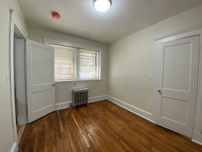 17 Lakeville Rd, Unit 1 in Boston, MA - Building Photo - Building Photo