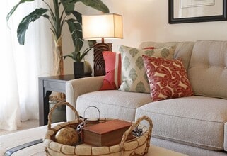 Blakewood in Statesboro, GA - Building Photo - Building Photo