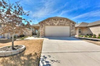 220 Comal Ln in Georgetown, TX - Building Photo - Building Photo
