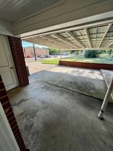 622 Texas St, Unit 622 in Sulphur Springs, TX - Foto de edificio - Building Photo