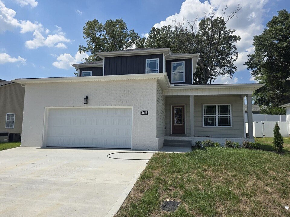 Ruby Floor Plan – 5BR/3BA New Construction in Clarksville, TN - Building Photo