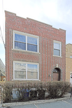 23-25 33rd St in Long Island City, NY - Building Photo - Building Photo