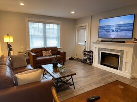 69 Washington St in West Warwick, RI - Building Photo