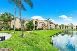2620 S University Dr in Davie, FL - Building Photo