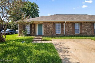 200 Brendalwood Blvd, Unit A in Brandon, MS - Building Photo