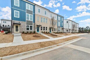 741 Payton Ln in Acworth, GA - Building Photo