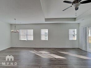 4607 Kobus Ct. in Sherrills Ford, NC - Foto de edificio - Building Photo