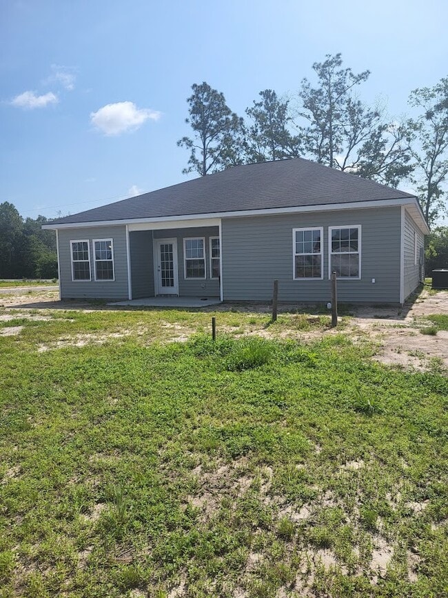 9359 Tibet Rd in Allenhurst, GA - Building Photo - Building Photo