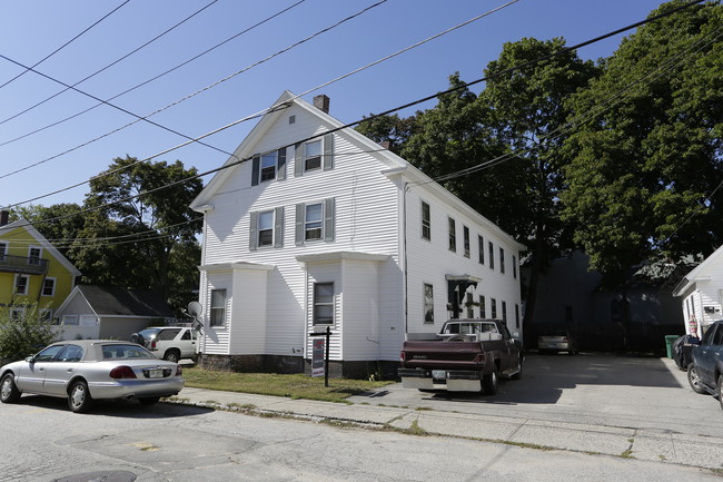 19-25 Academy St in Rochester, NH - Building Photo - Building Photo