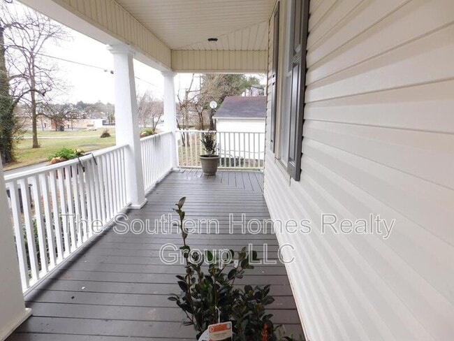 309 Glendale Ave in Athens, TN - Building Photo - Building Photo