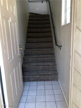 8555 W Russell Rd in Las Vegas, NV - Building Photo - Building Photo