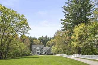 987 Lowell Rd in Concord, MA - Building Photo - Building Photo