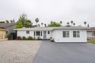 15212 Tyler St in Sylmar, CA - Building Photo - Building Photo