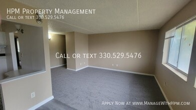 723 E Waterloo Rd in Akron, OH - Building Photo - Building Photo