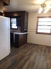 1308 Tuxedo Rd NW in Minot, ND - Building Photo - Building Photo
