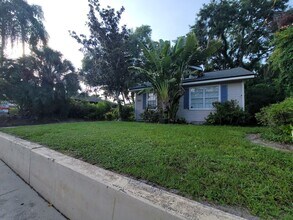 581 E Horatio Ave in Maitland, FL - Building Photo - Building Photo