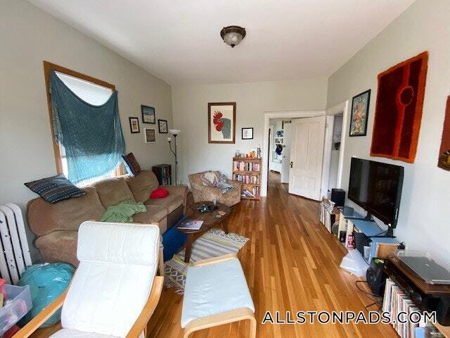 77 Easton St in Boston, MA - Building Photo - Building Photo