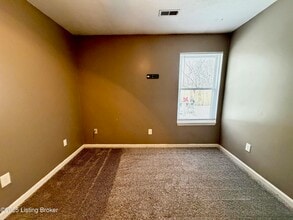 3003 Jason Dr in New Albany, IN - Building Photo - Building Photo