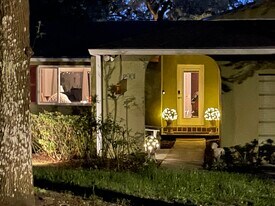 2901 SW 1st Ave in Gainesville, FL - Building Photo