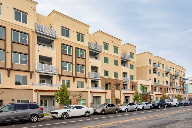 The Almaden in San Jose, CA - Foto de edificio - Building Photo